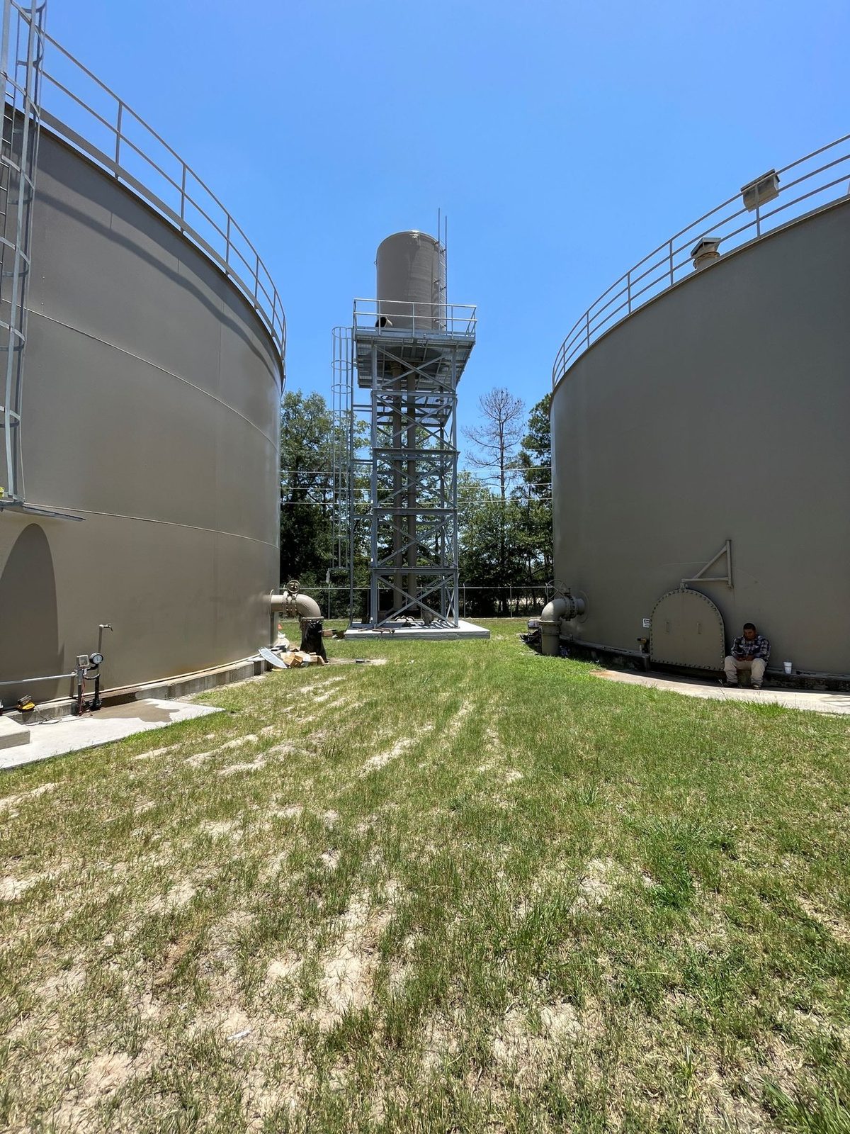 WETS aerator tower serving two ground storage tanks